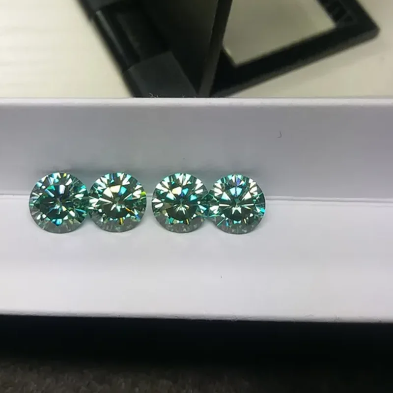 Hübscher grüner Moissanit-Stein VVS1, im Labor gezüchteter Diamant, besteht den Diamanttester, mit GRA-Bericht. – Detail 6