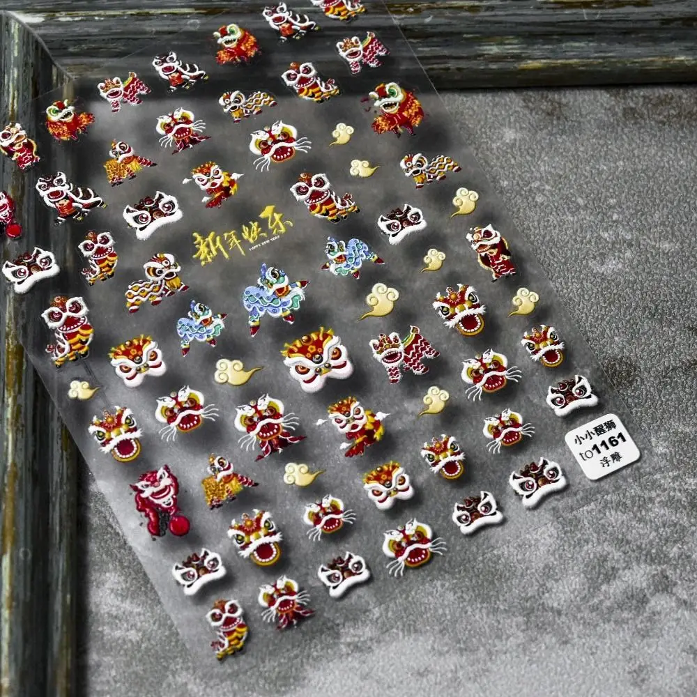 Leuke wakker leeuw nail art sticker leeuwenkop traditionele nail art stickers cartoon ontwerpen zelfklevende manicure benodigdheden