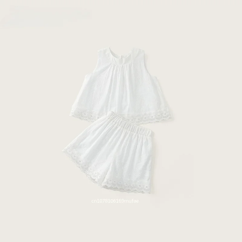 2026-hot-selling-new-summer-sleeveless-solid-color-cotton-lace-lace-loose-vest-and-shorts-two-piece-set