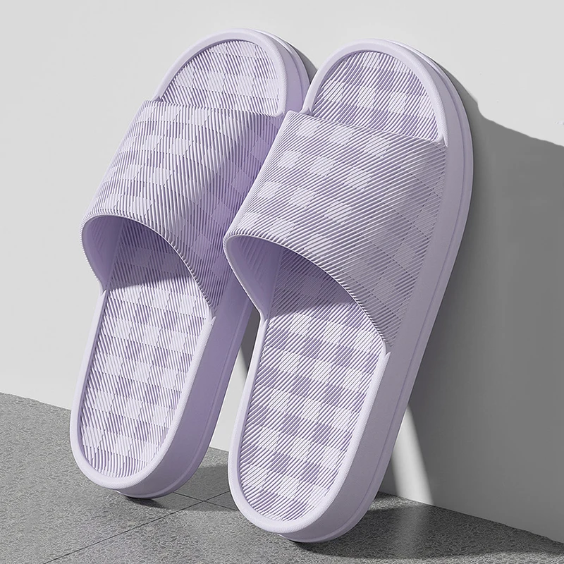 Simple Plaid Home Slippers Women 2026 Lightweight Soft Sole Platform Slides Woman Indoor Non Slip Bathroom Floor Slippers Summer