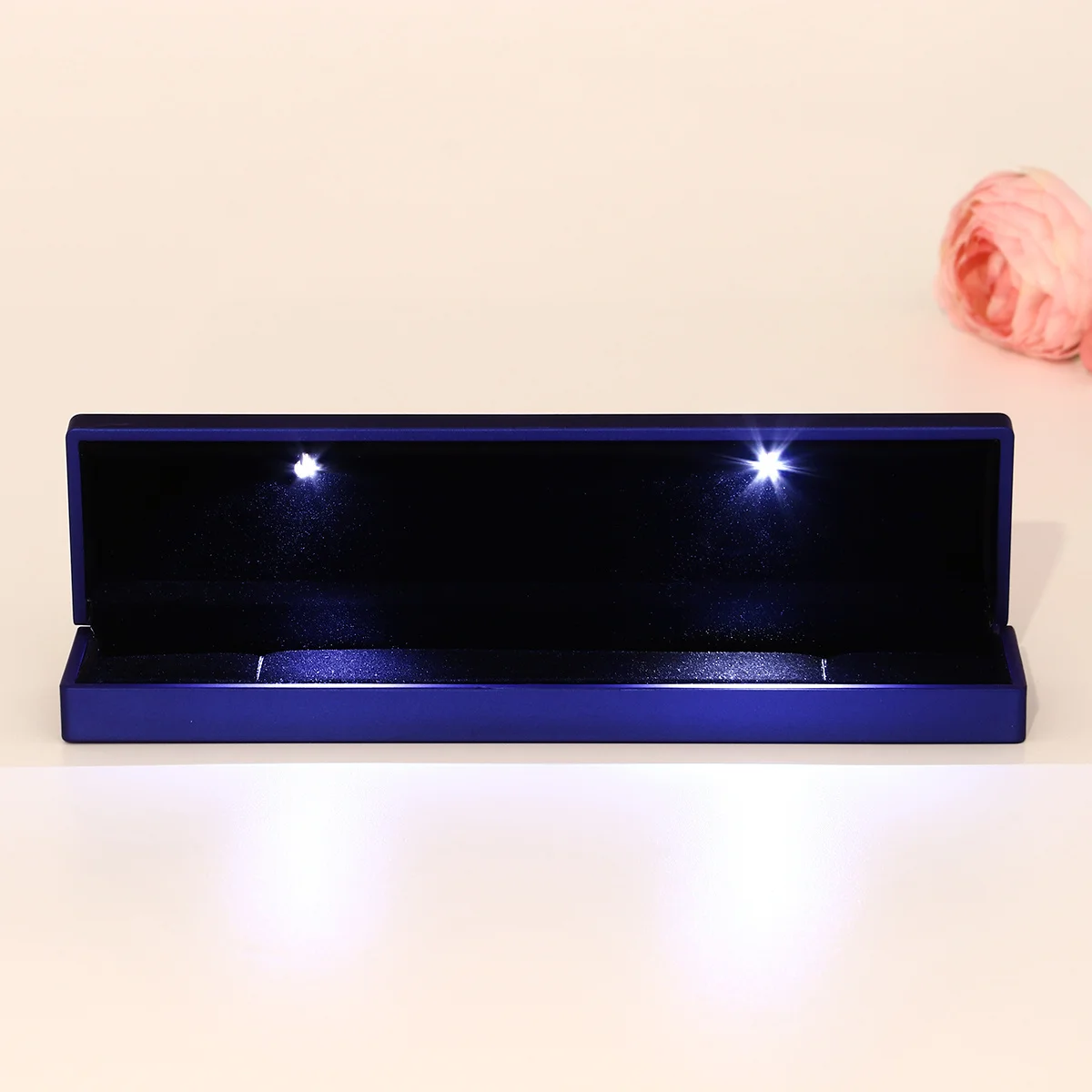 صندوق مجوهرات Led أزرق مقاوم للغبار والخدش علبة هدايا فاخرة لحامل تخزين عرض الأساور والقلادة #4