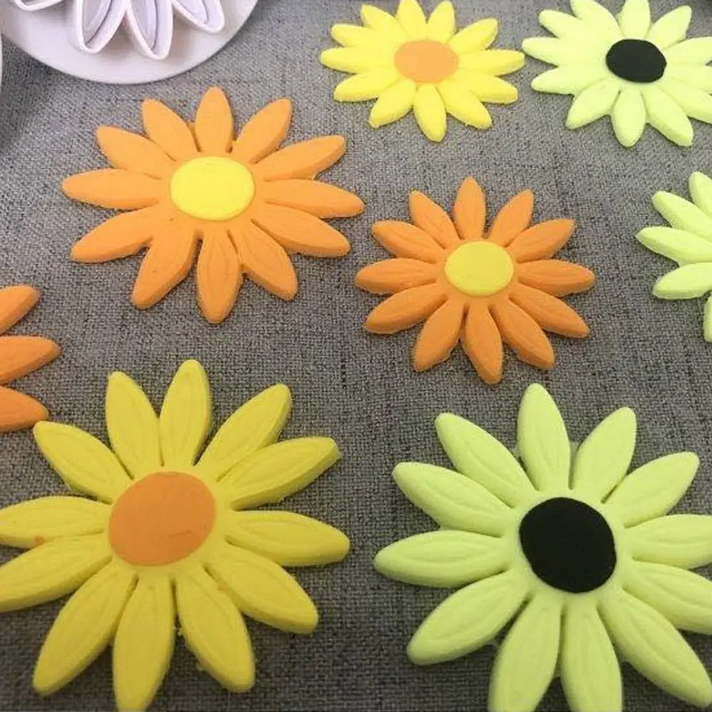 Fotografia 5: Daisy Flower Cake Decoração Mold, Fondant Cake Cutter, Molde do biscoito do êmbolo, 4pcs