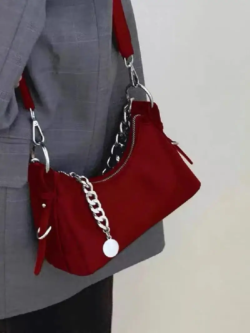 

Design Chain Underarm Bag Women's High -Level Texture Handbags All -Match Shoulder Messenger Red Wedding Bag