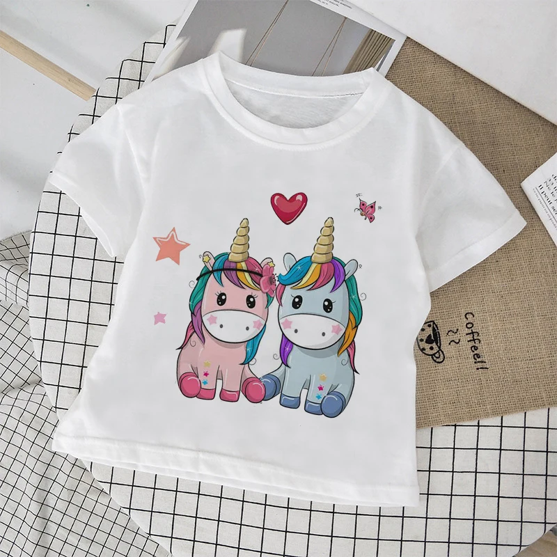 

2024 Cute Kids Clothes Love Unicorn Girls Rainbow Horse Girls Tshirt Cartoon Baby Boy Clothes Round Neck New Children's Shirt