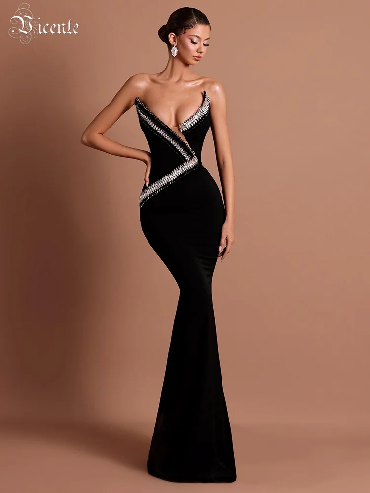 VC Splendidi abiti da sera a sirena neri Abito formale con fasciatura con scollo a V profondo e abito aderente senza spalline per celebrità con strass