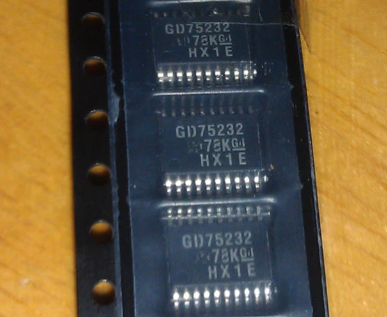 شحن مجاني GD75232PWR GD75232 GD75232PW IC متعددة RS-232 السائقين و استقبال TSSOP-20 0 إلى 70