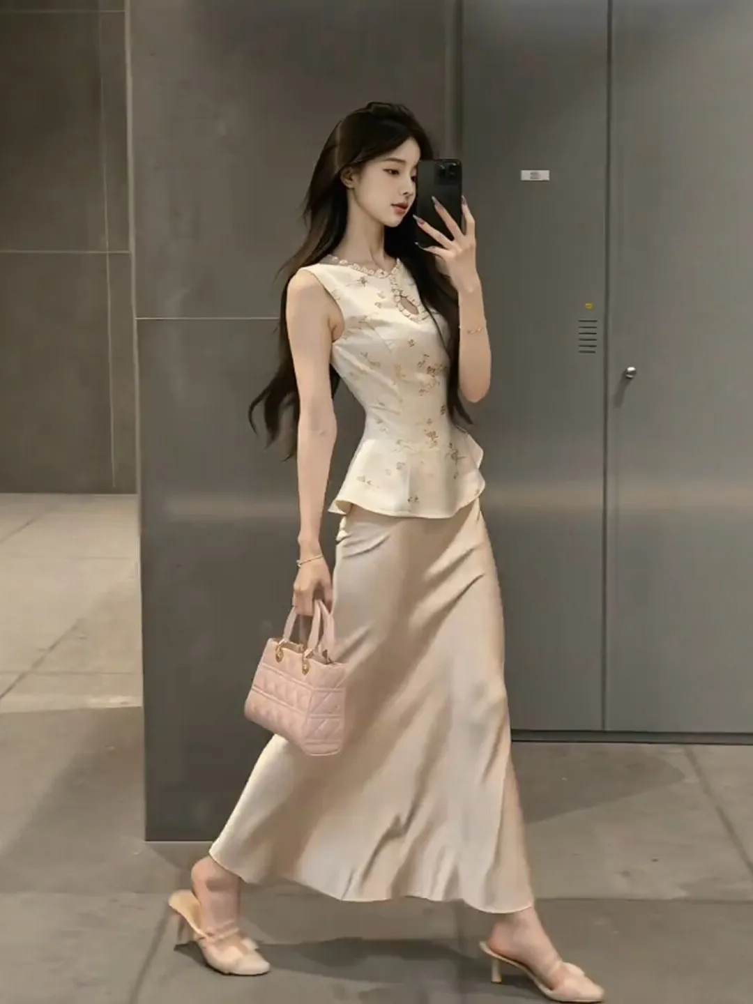

Elegant Two-Piece Set Vest Top Bodycon Skirt Summer Fashion Comfortable Cotton Blend Retro Style Women's Outfit