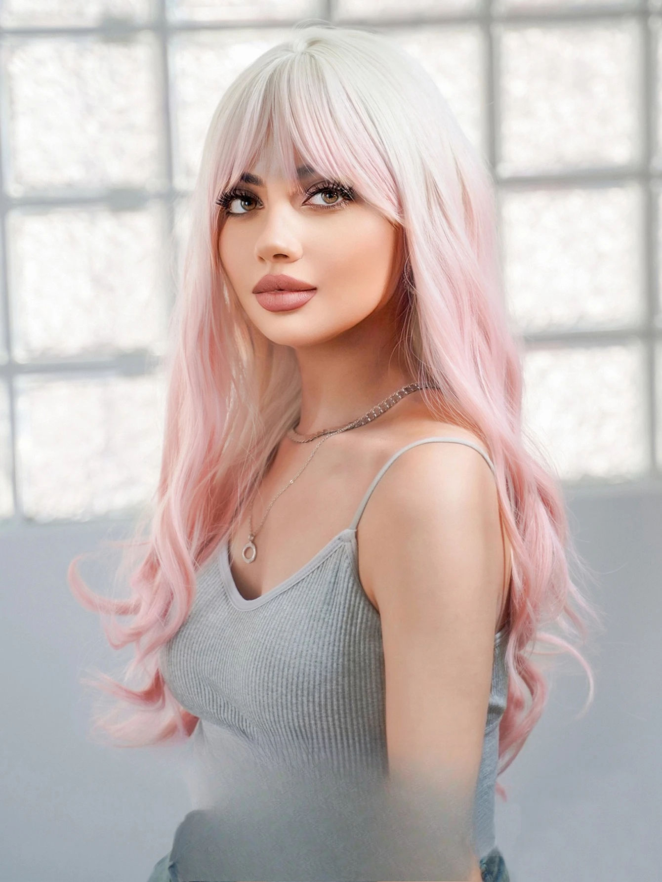 

Парик длинные вьющиеся волосы Интернет-знаменитости постепенное изменение Ци челка jk реалистичная кожа головы Лолита естественная повседневная отделка полный головной убор