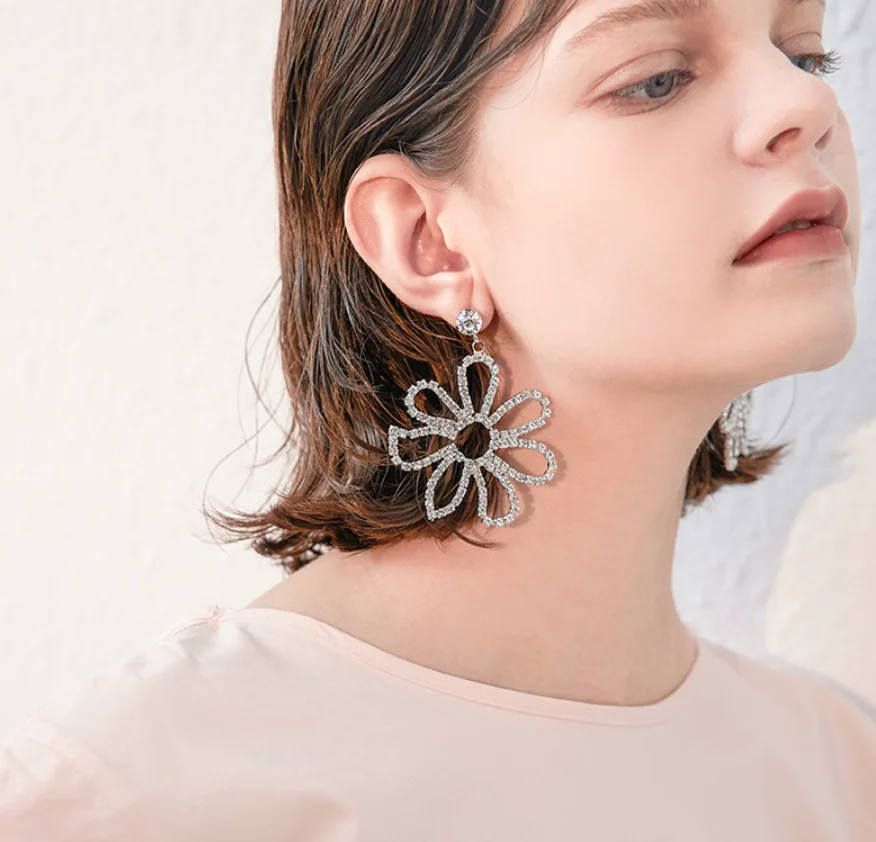 925 silver needle simple flower exaggerated artificial Rhinestone Earrings for women Fashion Jewelry