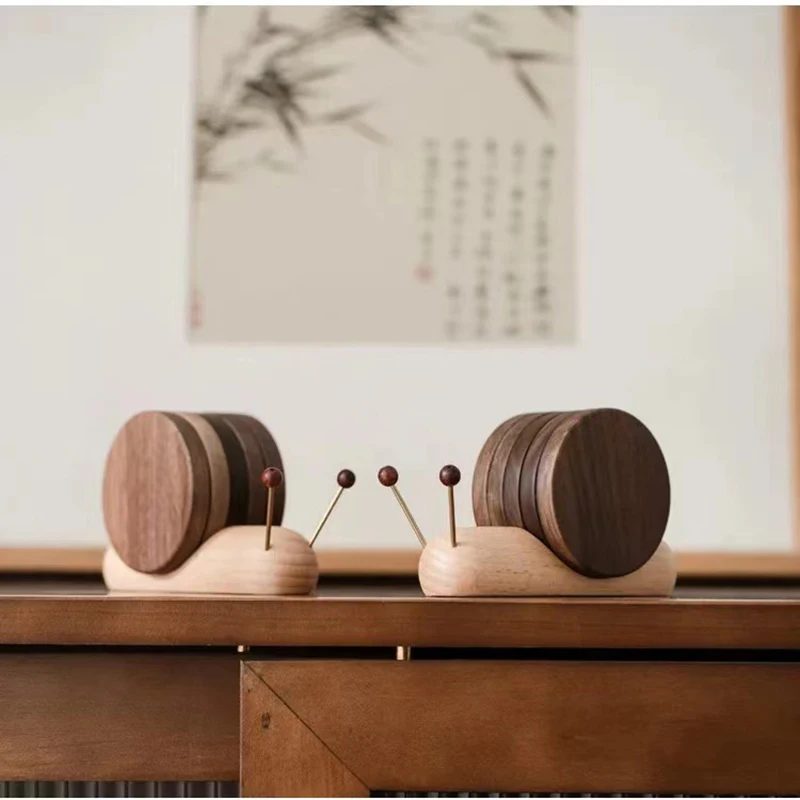 

Black Walnut Cartoon Snail Stress Relief Creative Tea Cup Mat Heatproof Tea and Coffee Mug Mat