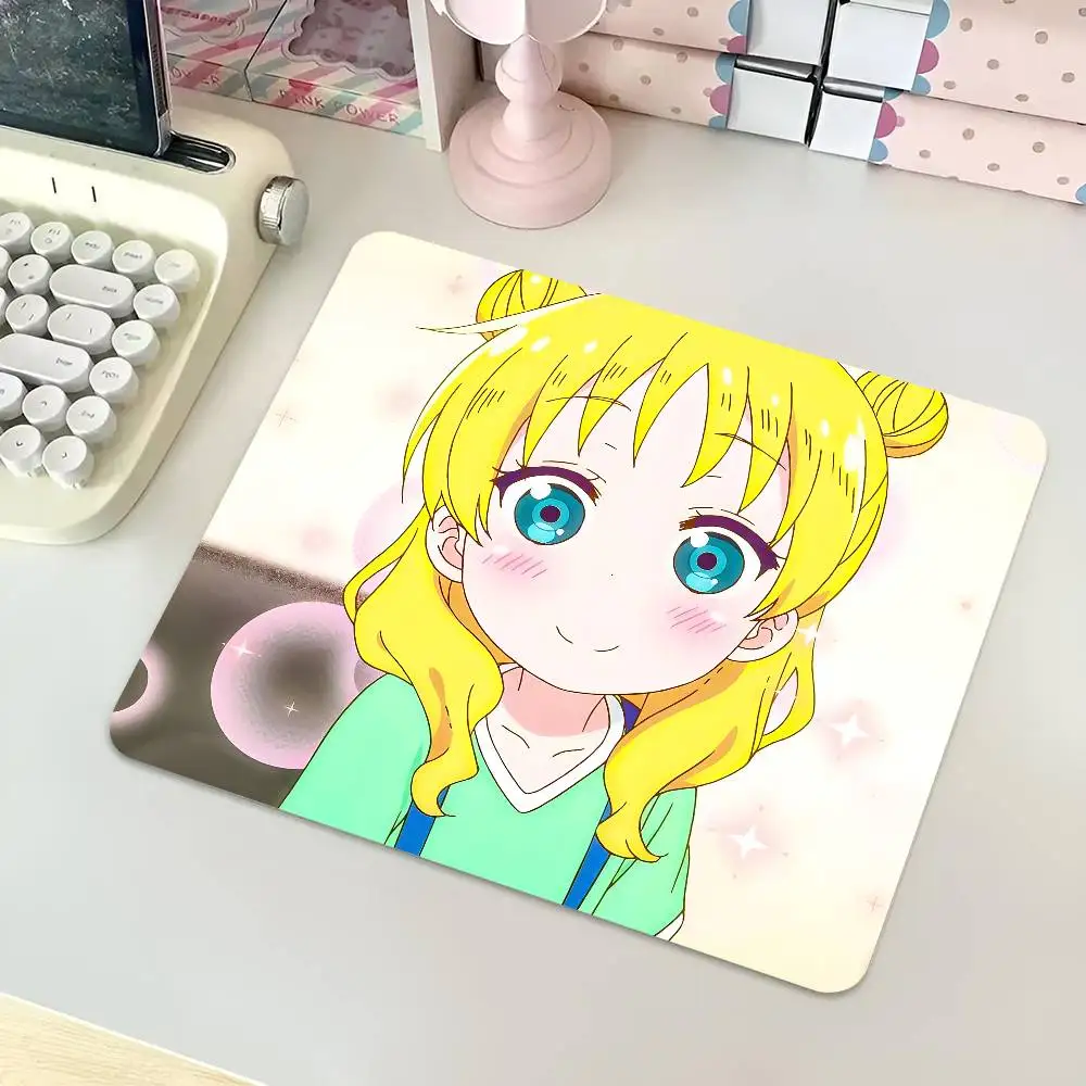 Chloe Anime Characters Mousepad Small LockEdge Mouse Pad For Gamers Computer Desk Pad Rectangular Anti-slip Rubber