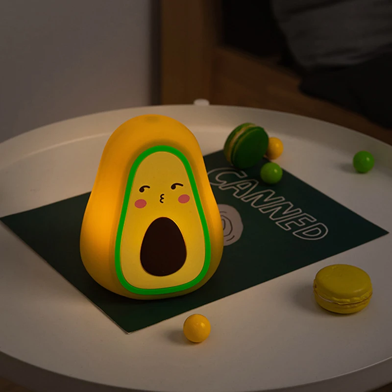 Lámpara LED de silicona con forma de aguacate para niños, luces nocturnas de dibujos animados, luz ambiental de silicona de Color fruta, luz de dormitorio, carga USB, táctil