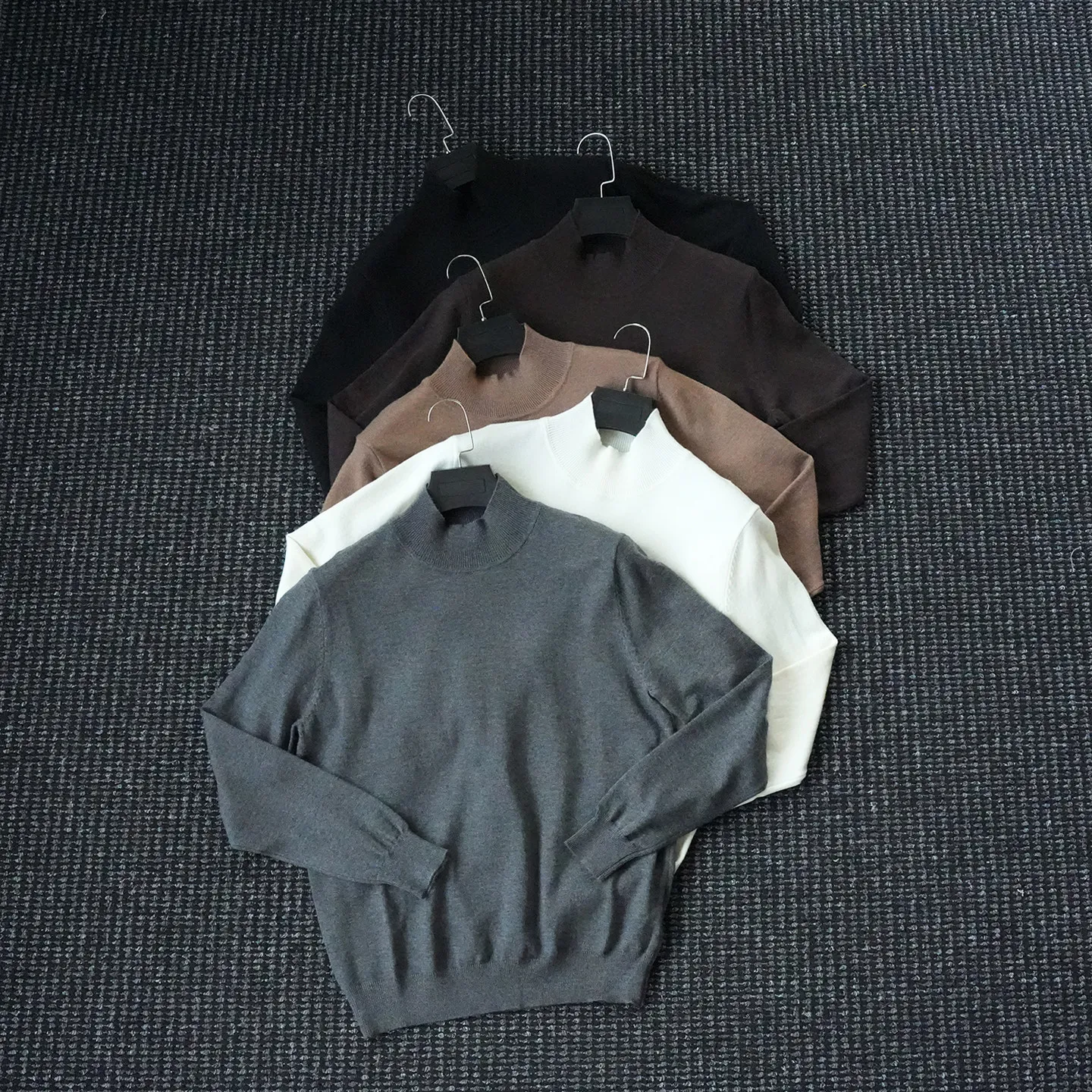 

Wool Blended Fashion Semi-turtleneck Bottom Shirt Trend Knitted Sweater