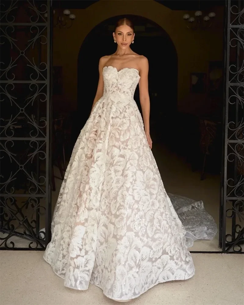 

Glitter Sweetheart Neck Wedding Dress Ivory Flower Lace Strapless bridal gown vestidos de novia A-Line Robes Customized