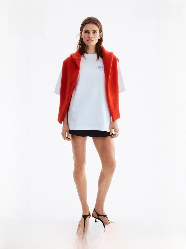 

Новая женская футболка оверсайз с принтом, повседневная, из хлопка, удобная, подходит для всех типов фигуры