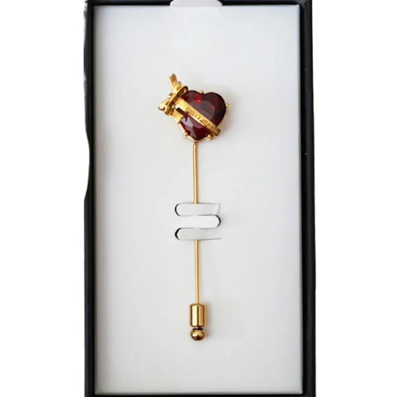 

Оригинальная брошь с красным прозрачным сердцем, булавка для воротника, аксессуары для мужского костюма