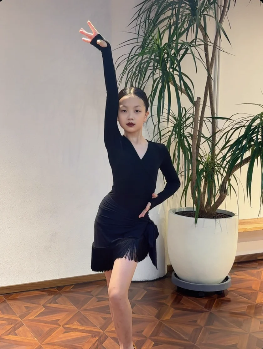 Kind Latin Dance Kleid Kostüm für Mädchen Aushöhlen Tops Fransen Rock Anzug Samba Rumba Praxis Leistung Dancewear Kleidung