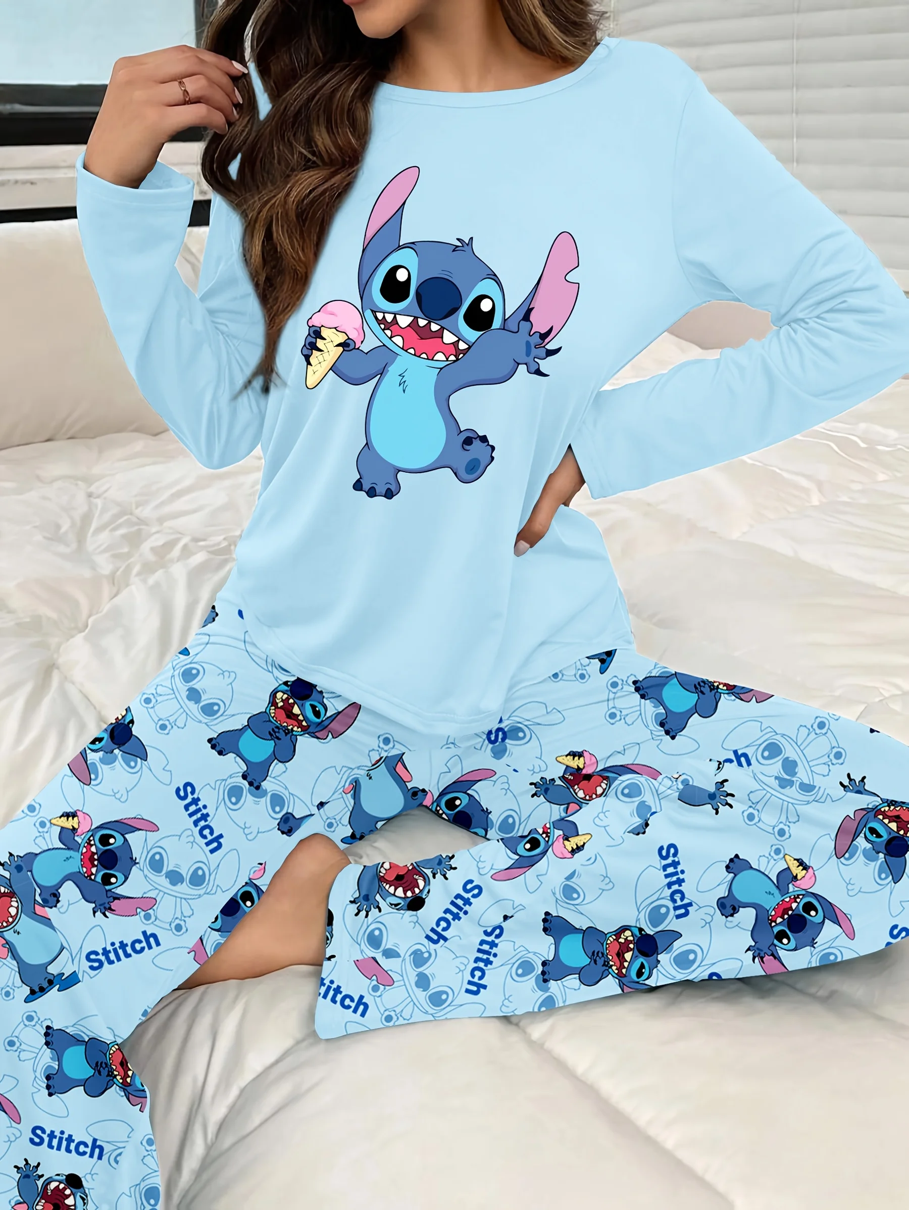 Ensemble pyjama pour femme avec jolis imprimés Disney Stitch, haut et pantalon à manches longues, confortable pour la maison ou l'extérieur