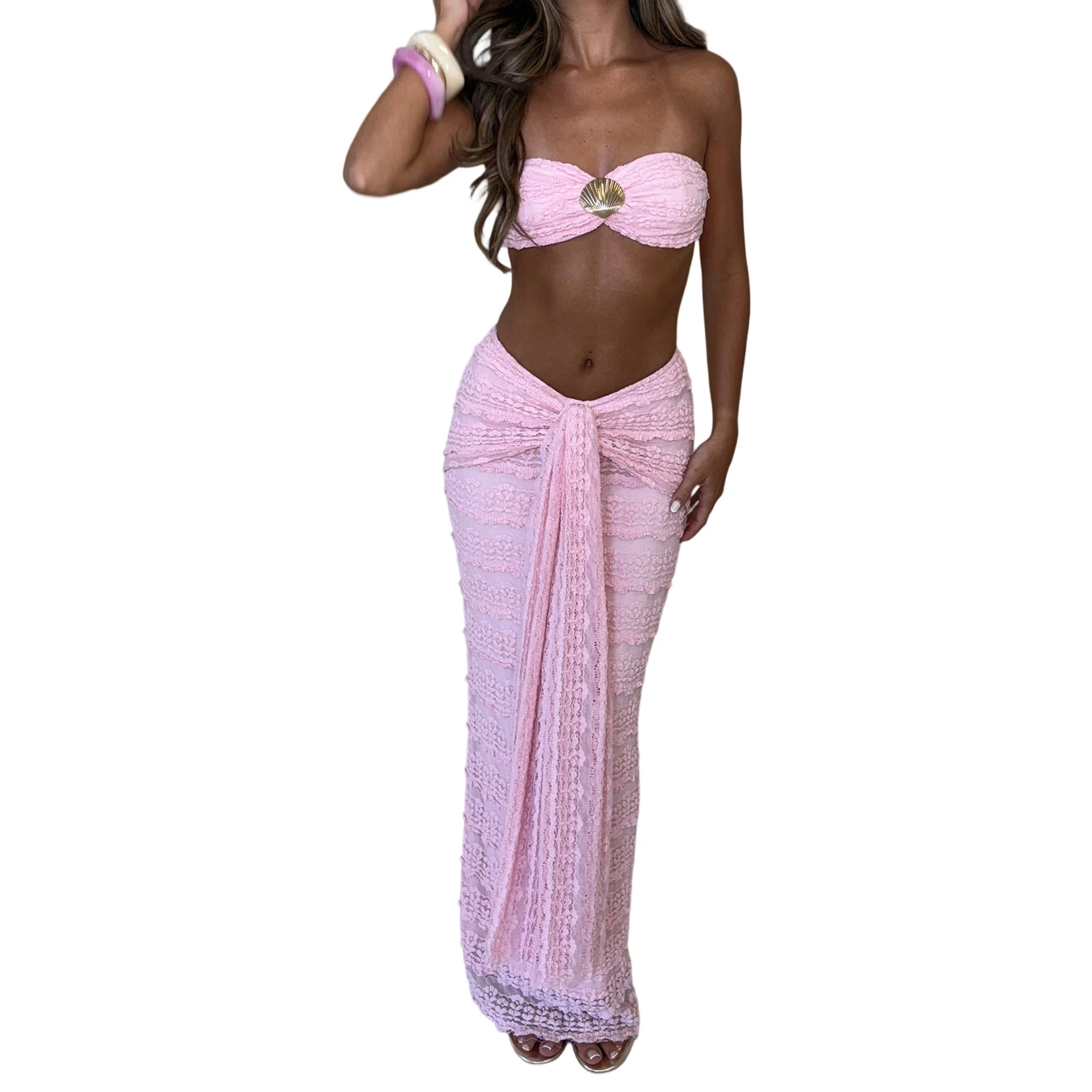 Tenues d'été pour femmes : Ensemble haut court bandeau à motifs coquillages et jupe à nouer élastique pour un style streetwear esthétique