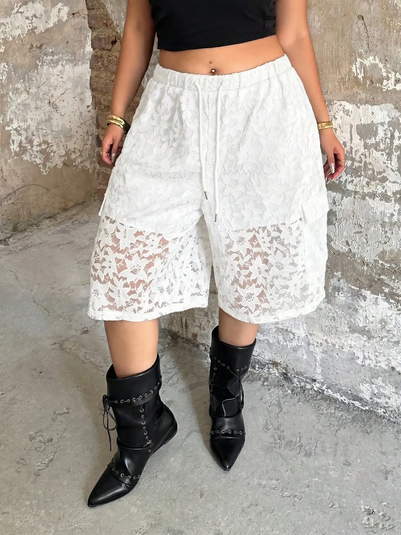 Plus-Size Damen Spitzen-Cargo-Bermudashorts, Sommer-Shorts mit elastischem Kordelzug in der Taille, ausgeschnittenem Blumenmuster und knielanger Länge, Y2K Streetwear – Detail 3