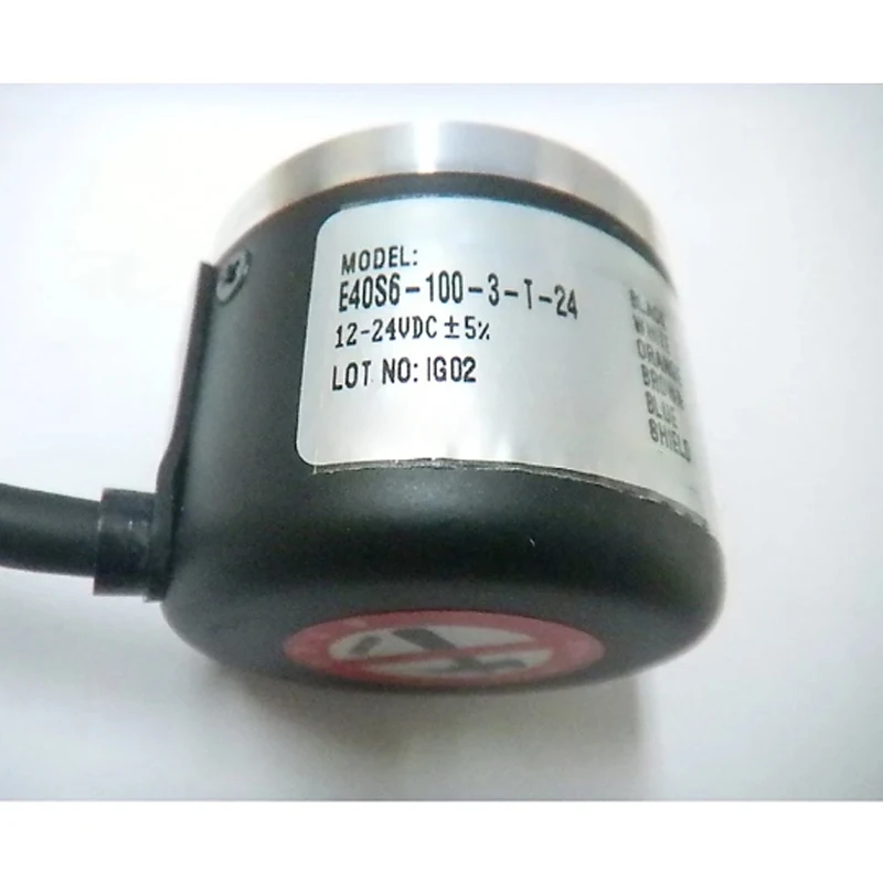 E40S6-100-3-N-24 E40S6-200-3-N-24 E40S6-300-3-N-24 E40S6-360-3-N-24 100% New & Original Rotary Encoder