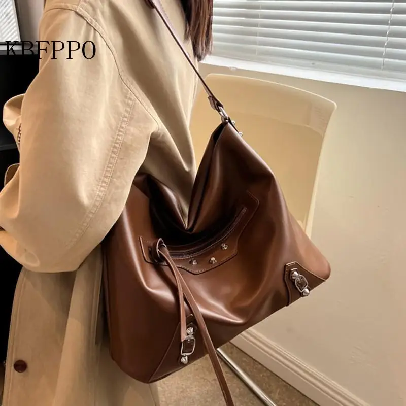 

Korean Luxury And Elegant 2023 New Soft Leather Large-capacity Tote Bag Sweet Cool Fan Car Bag Commuting Shoulder Messenger Bag