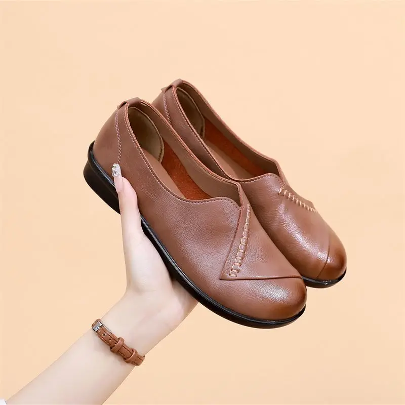 Retro Red Women Shoes Designers Female Stitching Loafers 2023 Casual Slip On Flats Waterproof Soft Mom Moccasins Ballet Flats