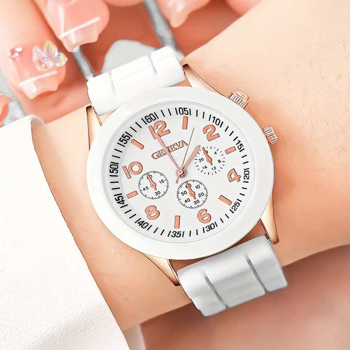 2pcs-Luxury Women's Watch Set Fashion Luxury Elegant Alloy Wristwatch Silicone Strap Couple Watch Men Quartz Holiday Gifts view 3