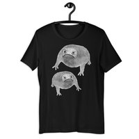 STRAIGHT CUT T-SHIRT Weird Frog Goblincore Cottagecore Birthday Gifts Funny Whimsical Grumpy Frown Rain Frog Woman T-Shirt