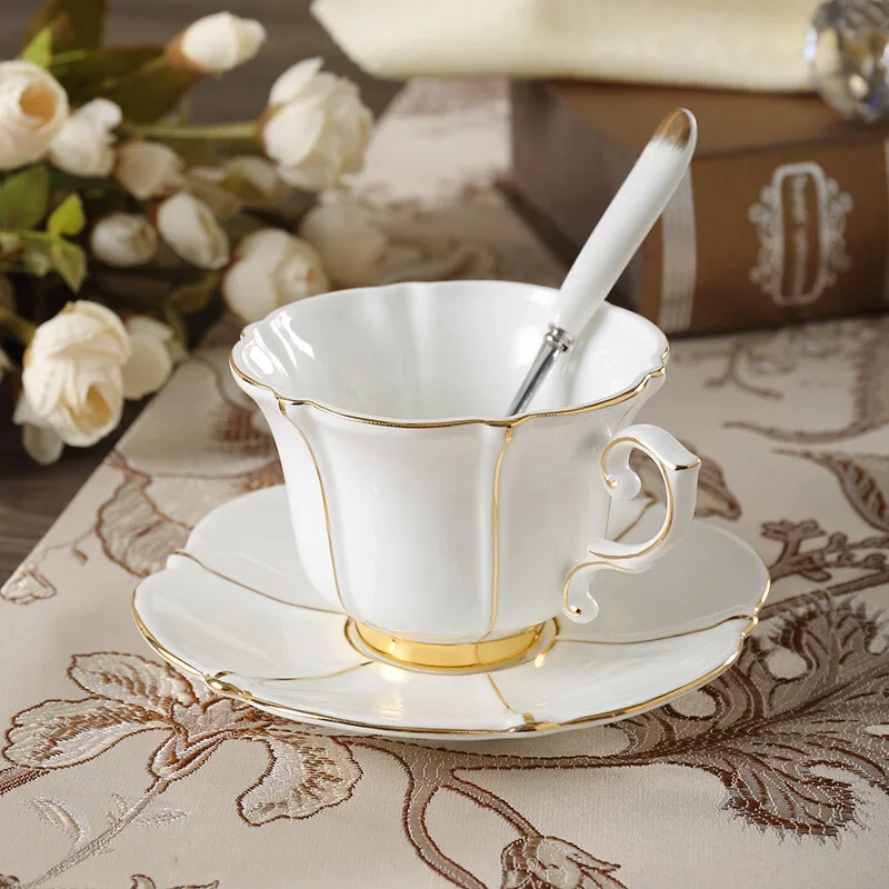 Bone China zestaw do kawy europa porcelanowy zestaw do herbaty proste doniczka ceramiczna Creamer cukiernica Teatime czajniczek kubek kawy kubek kawy