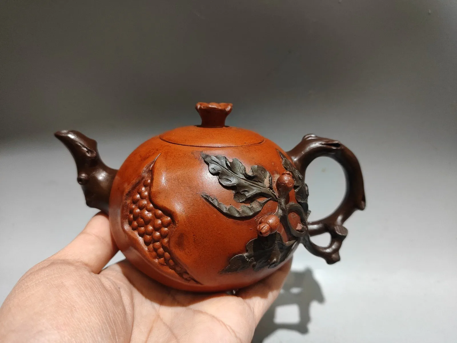 Chinese Yixing Zisha Clay Handmade Exquisite Pomegranate Teapot 41434