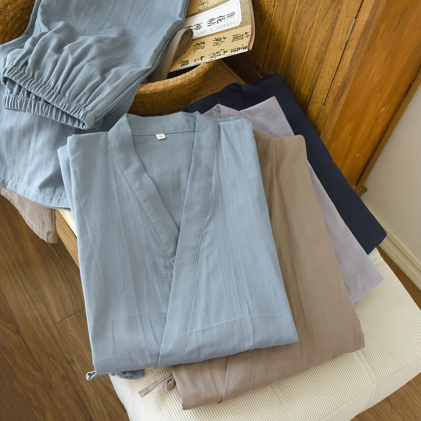 طقم بيجامات كيمونو رجالي لربيع وصيف من القطن الرقيق فضفاض مناسب بنصف كم طقم ملابس نوم مقاس كبير