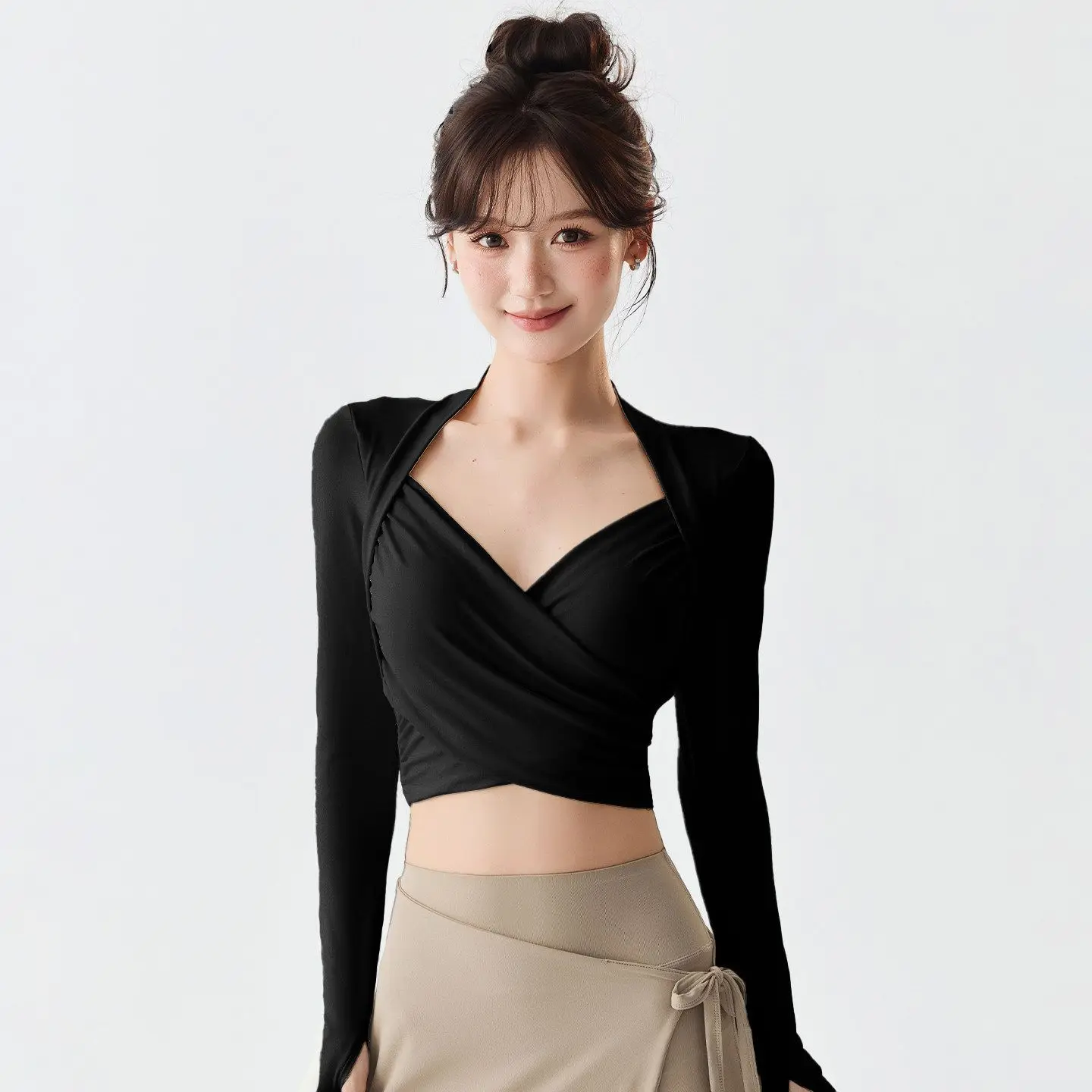 Women's Yoga Long Sleeve T-Shirt Fitness Training Sporty Slimming Short Top Breathable V-Neck Polyester Versatile Trendy