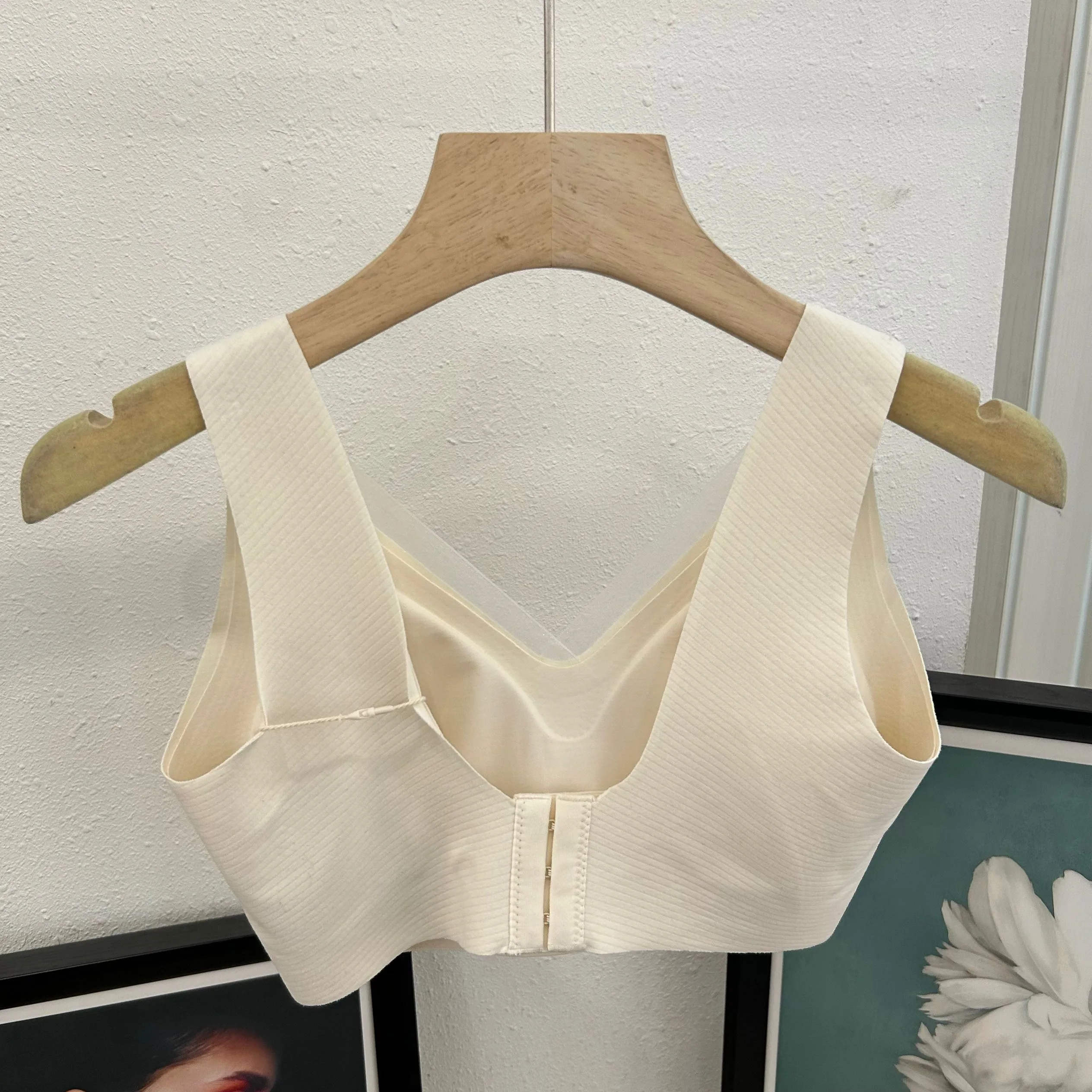 Seamless Mesh Pull-up Bra For Women Without Wires, Soft Support, Breast Reduction, Breathable And Beautiful Back Push-up Bra