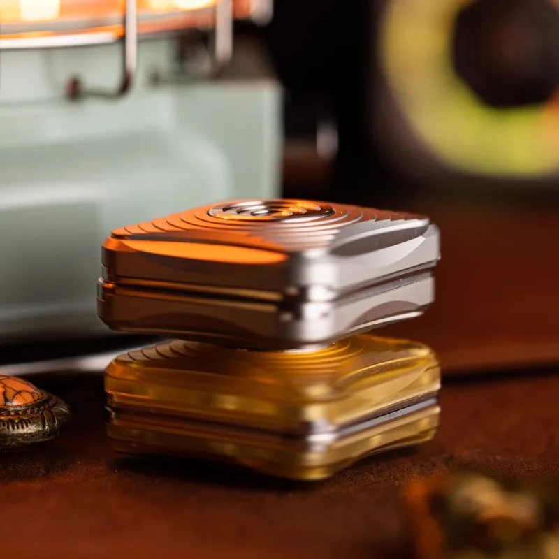 ナインハンド EDC フォーミュラ無限位置音叉機械式金属指先プッシュカード減圧デスクトップおもちゃ