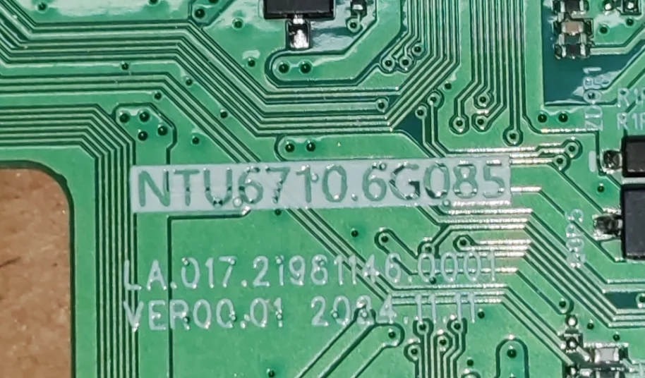 NTU6710.6G085  LA.017.21981146.0001  Three in one TV motherboard, physical photo, tested for  66--73V 480MA  35w