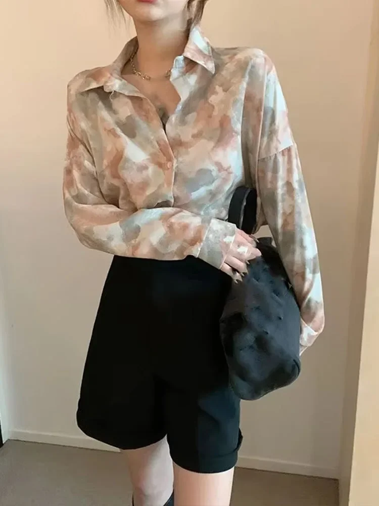 Tie Dye Damen-Hemd und Bluse, Sonderangebot von Beautiful in Promotions, elegante Jugend, Y2k-Mode, Luxus-Retro-Oberteile für Damen