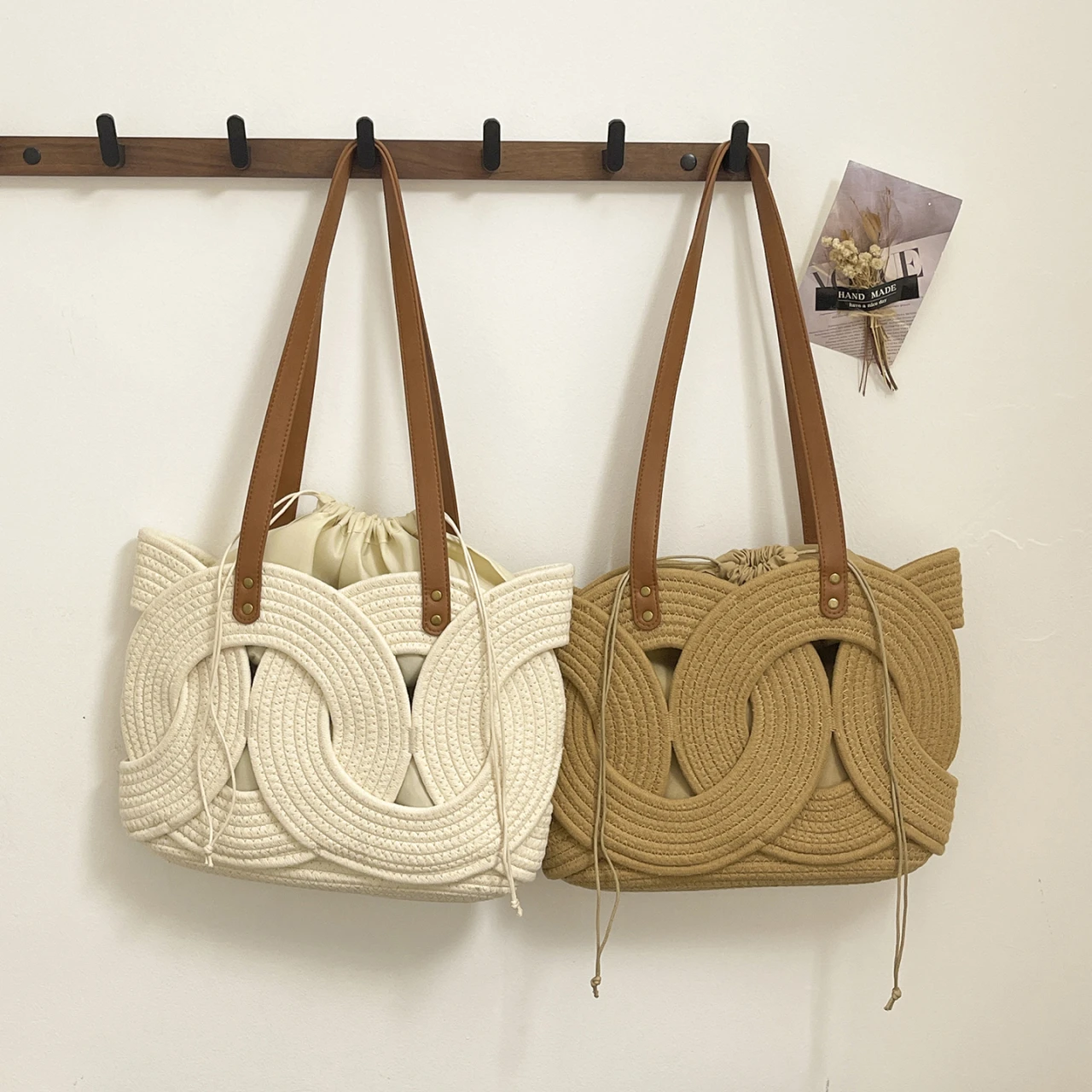 

Summer Large Capacity Woven Beach Shoulder Bags Fashion Solid Straw Youth Tote Bag for Women Vacation Travel Work Casual Handbag