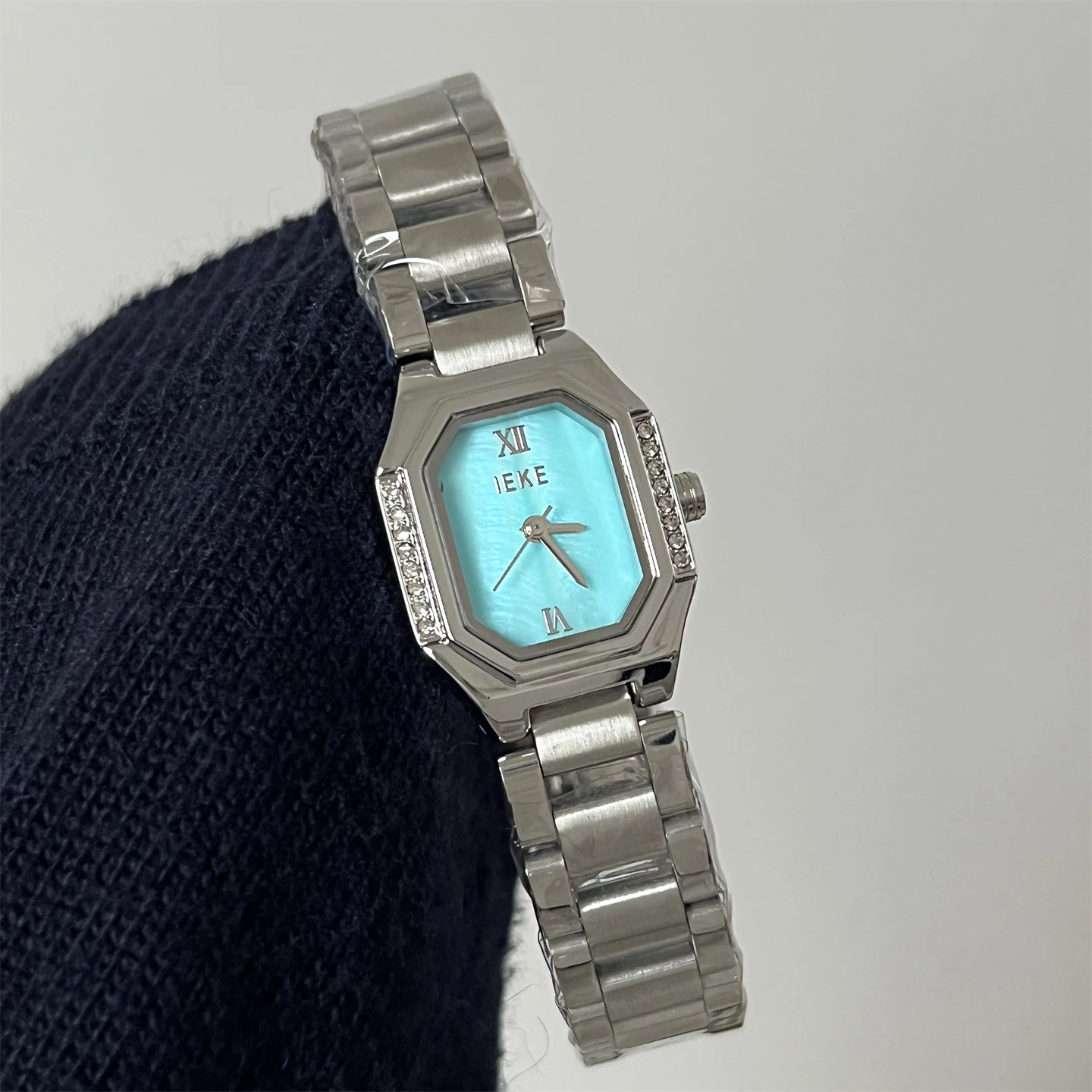 

Elegant Women'S WatchFashion Chain WatchExquisite And Versatile DesignQuartz Wristwatch, Stylish Quartz Watch, A Gift For Women.