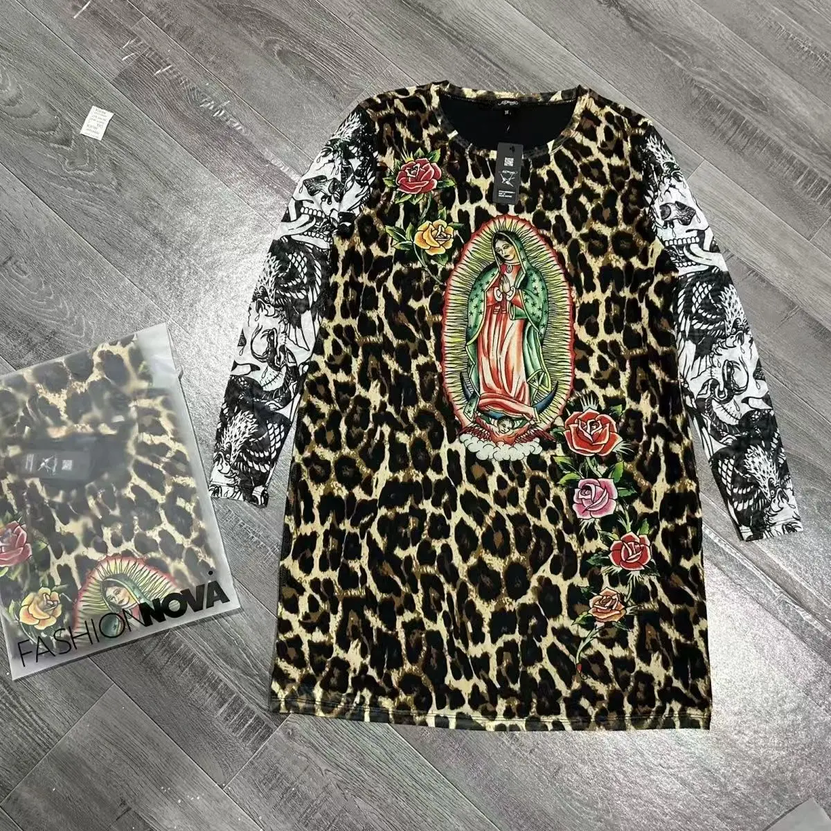 

2000s Hip Hop Women Tshirt Long Sleeve Skull Print Y2k Top Tees Harajuku Streetwear Vintage Graphic American Aesthetic Clothing