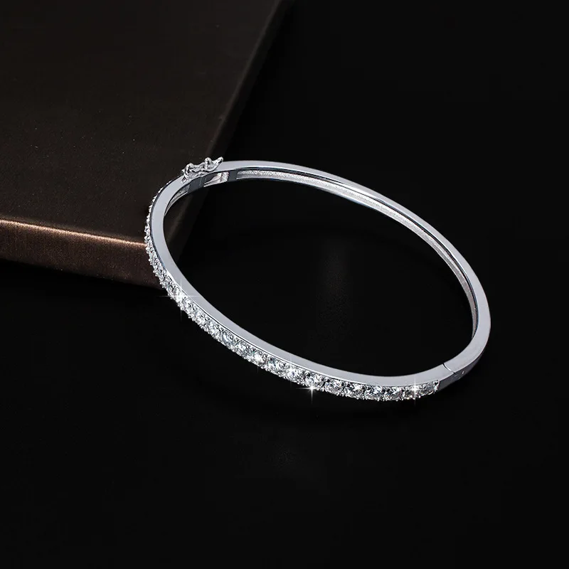 Butterflykiss All D Color VVS1 Moissanite Bangle Luxury Shiny Lab Diamond Moissanita S925 Silver Cuff Bracelet Hand Fine Jewelry