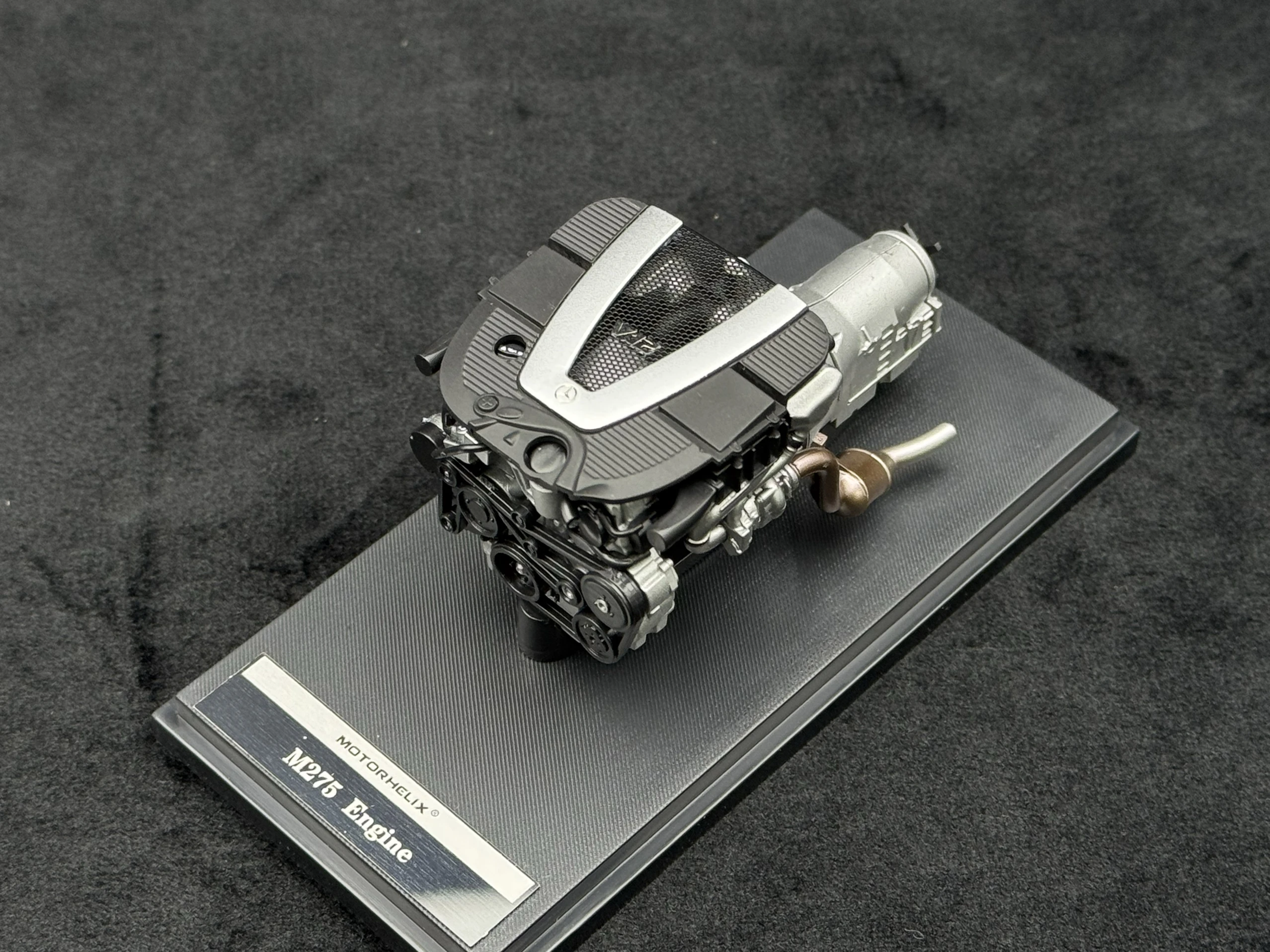 다이캐스트 1:18 스케일 모터헬릭스 벤츠 W221 S클래스 M275 엔진 자동차 모형 수집용 장난감 선물 기념품 장식품