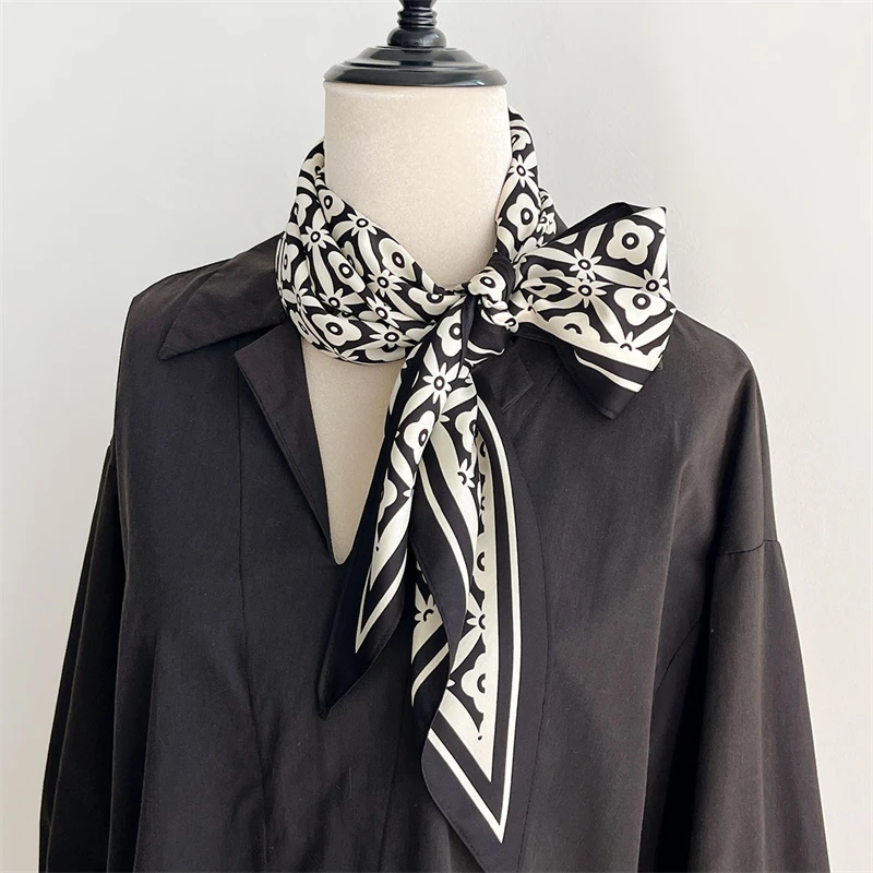 

Luxury Fashion Women Triangle Scarf Bohemian Style Paisley Designer Long Ribbon Twill Silk Scarves Neckerchief