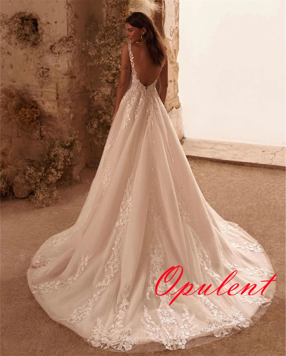 Customized Temperament White Tulle Wedding Dress High Quality Scoop Cap Sleeve Bridal Gowns Chapel Train Open Back Dress