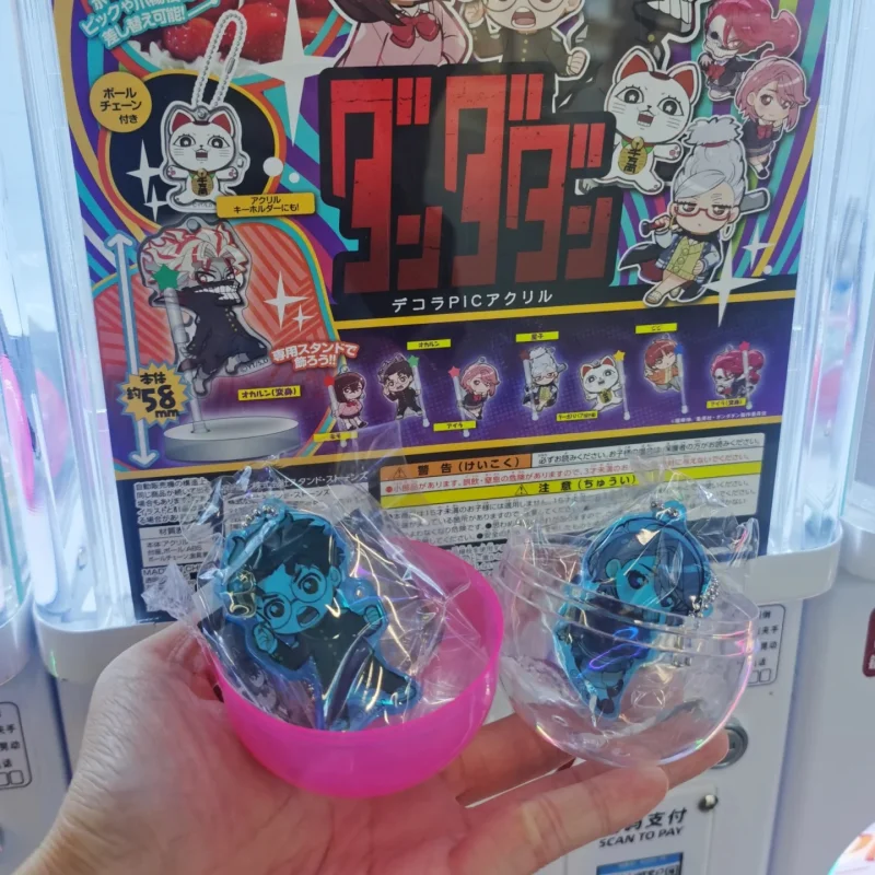 Stand Stones Gashapon Anime New DanDaDan Figure Highway Granny Ayase Momo Okarun Birthday Plaque Cute Rubber Pendant Cartoon Toy