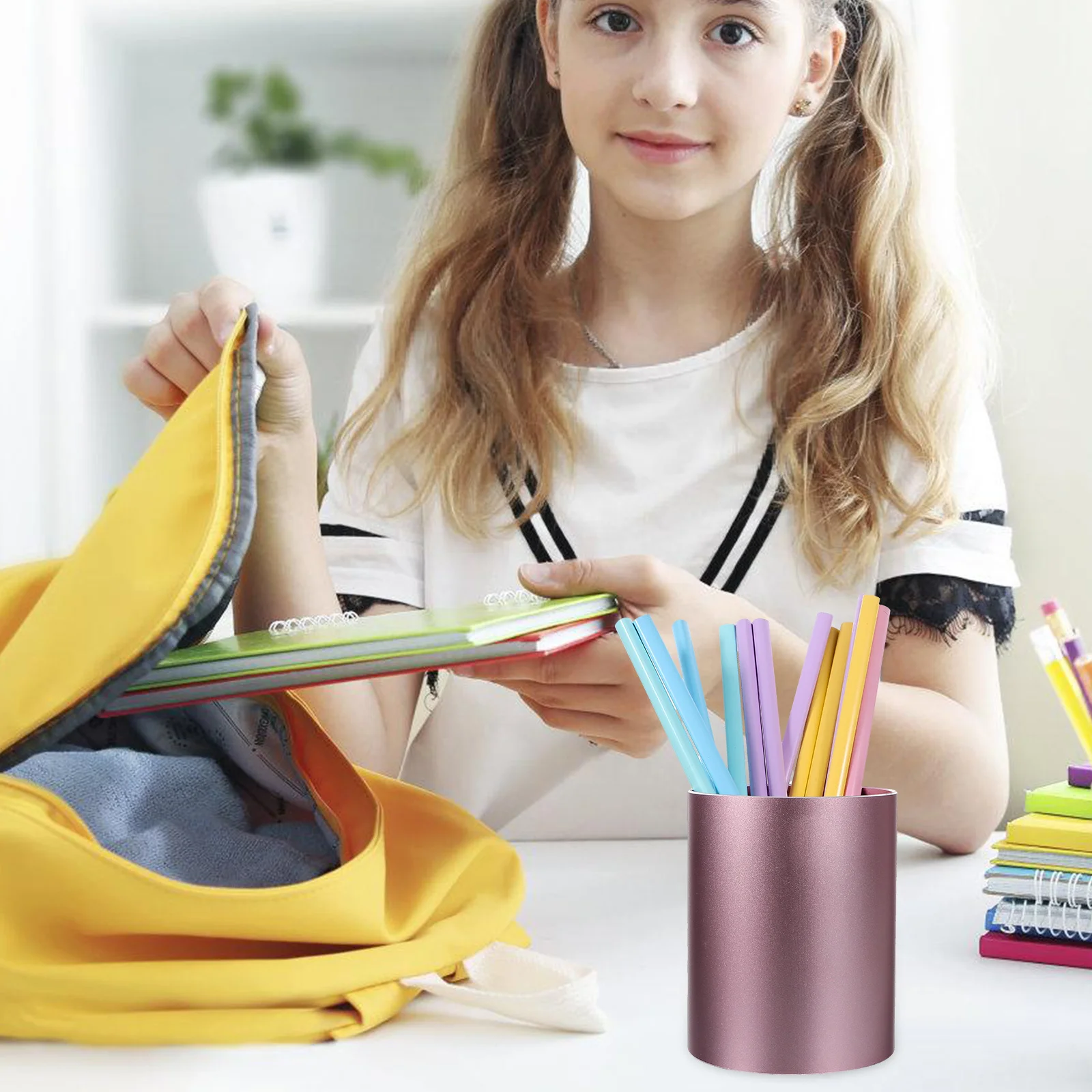 

Metal Pen Holder Large Capacity Desktop Organizer Stylish Pen Storage Container Office Table Accessory