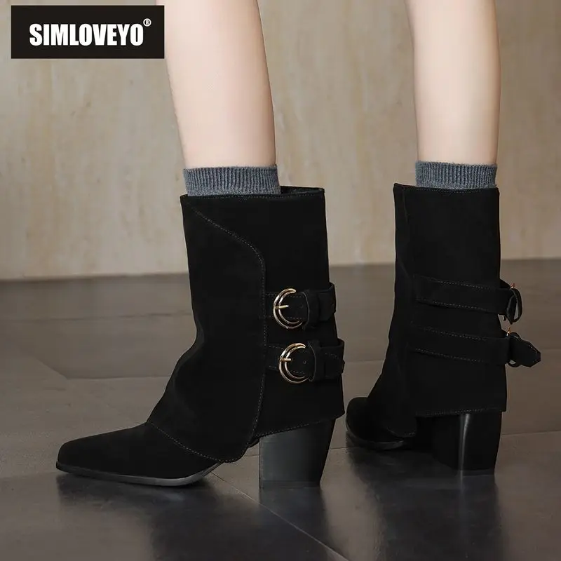 

SIMLOVEYO 2025 Новые женские ботильоны с острым носком из флока, замшевые туфли на блочном каблуке 7 см, пряжки на ремне 41 42 43 Fashion Western Bota