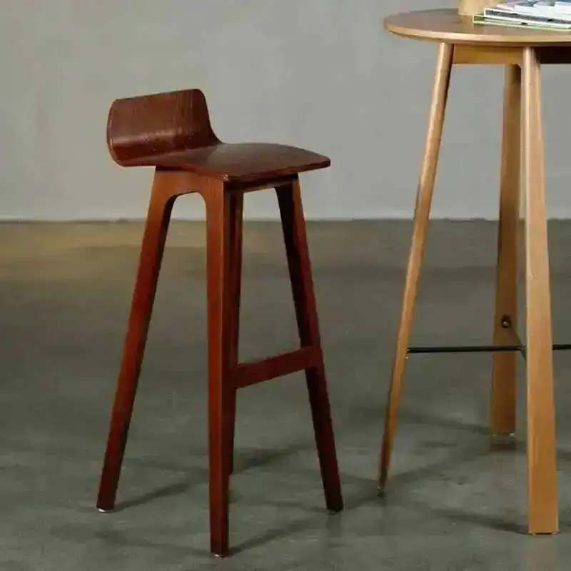 

Настольная комната Твердый барный остров Кухонный стул Гостиная Современные табуреты Столешница Простой деревянный барный стул Высокий домашний дизайнерский барный стул