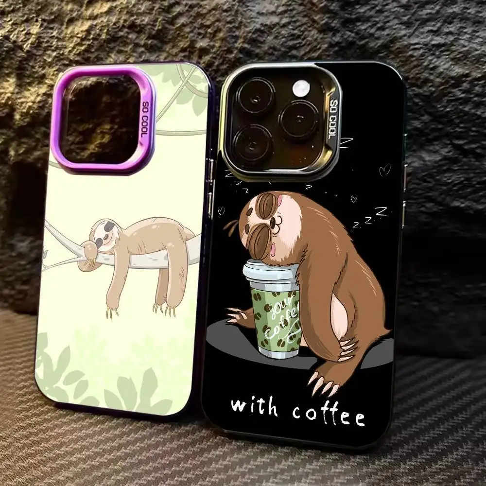 Funda de teléfono con diseño de perezoso de dibujos animados de animales para iPhone 17,16,15,14,13,12,11,Pro Max,Plus, funda negra de color plateado y caramelo