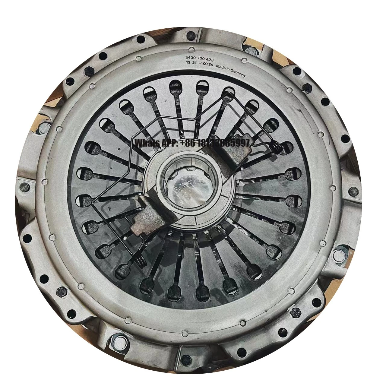 

Clutch Kit for Volvo 1878002023/1878002024 1995-1996, 1992-1995, 1994-1996, 1993-1996